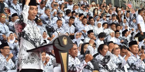 PGRI merayakan Hari Guru Nasional